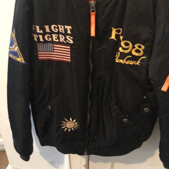 Bomber jacket - Picture 3 of 3